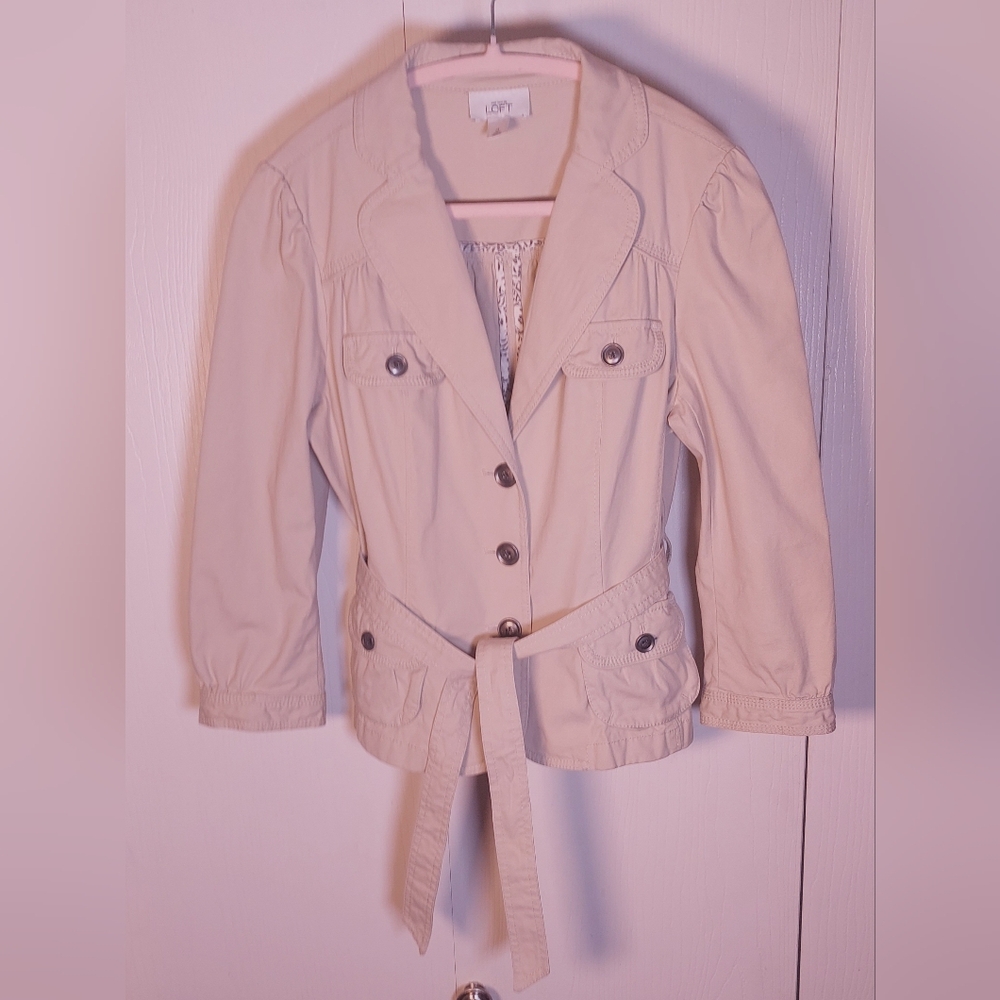 Ann Taylor Loft Tan Belted Utility Military Jacket Size Medium Safari Blazer